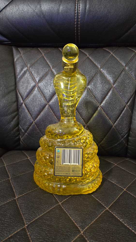 Serpiente For The Bold Reposado Tequila - Nom 1414 (750 mL) alcohol collectible [Barcode 860003614419] - Main Image 2