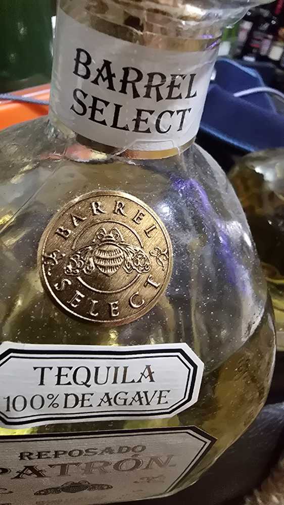 Patron Reposado Barrel Select Tequila - NOM 1492 (750 mL) alcohol collectible [Barcode 721733003051] - Main Image 4