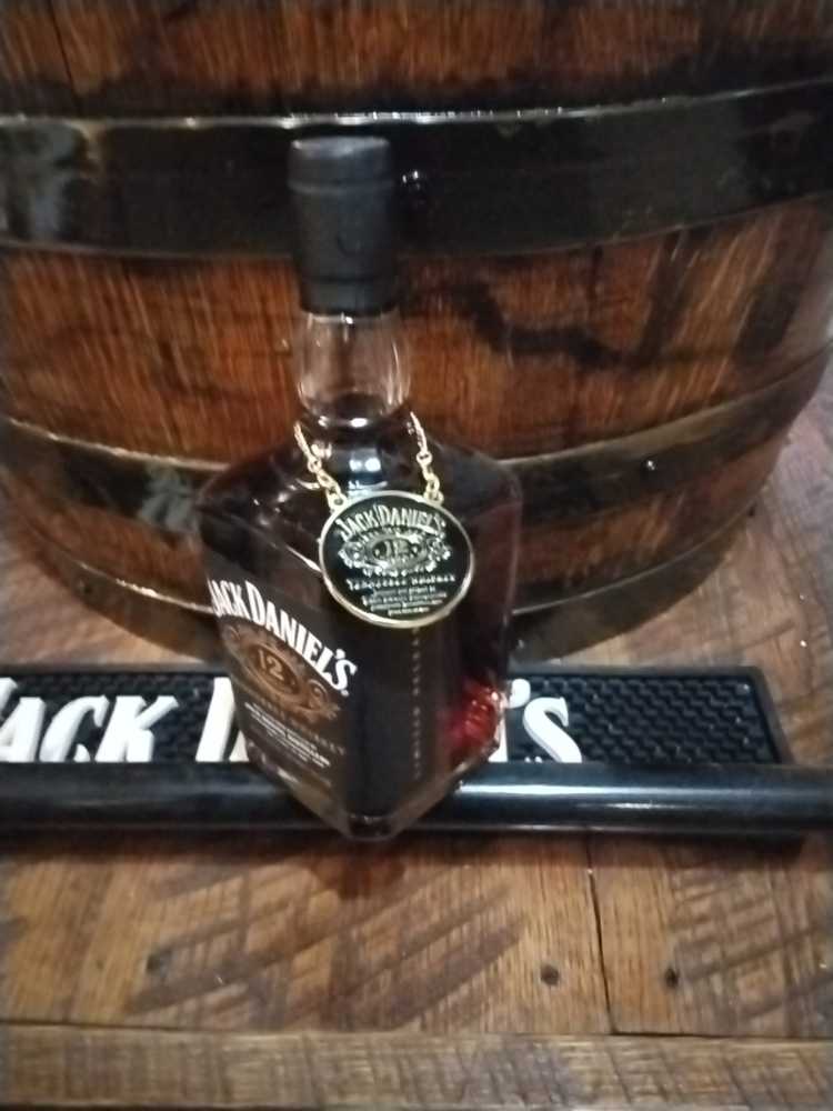 Jack Daniels 12 Year Batch 2 - Jack Daniel Distillery (700 mL) alcohol collectible - Main Image 2