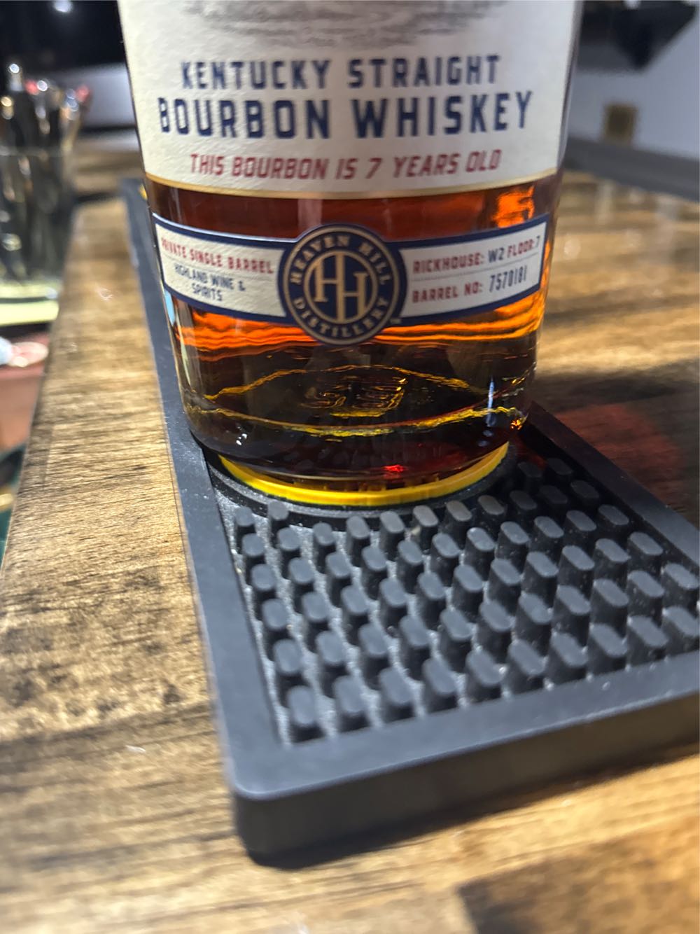 Heaven Hill Bottle In Bond Private Single Barrel Seascape Wine And Spirits “ Tateraide” - Heaven Hill Distillery (750 mL) alcohol collectible [Barcode 096749004942] - Main Image 2