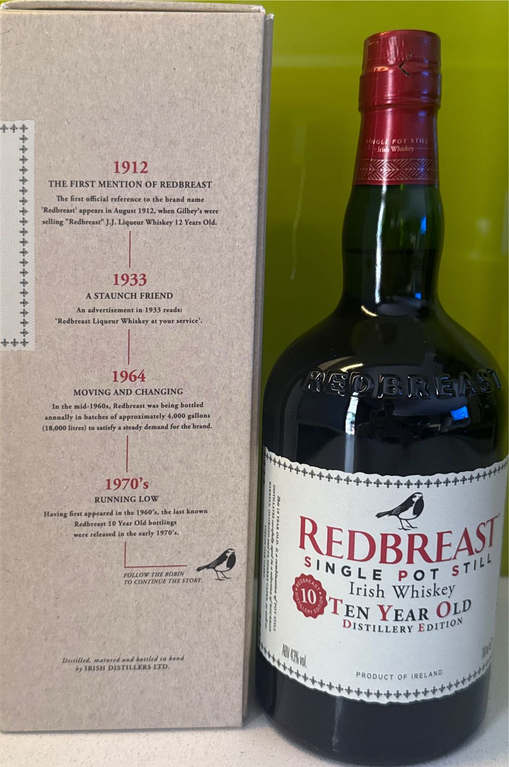Redbreast 10 Year Old Distillery Edition - Irish Distillers Ltd. (700 mL) alcohol collectible [Barcode 5011007026523] - Main Image 4