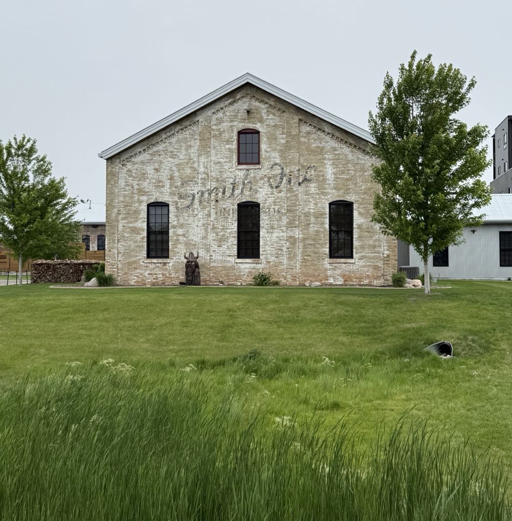 Drekker Fluff Stuff Sour - Drekker Brewing Company, Fargo alcohol collectible - Main Image 4