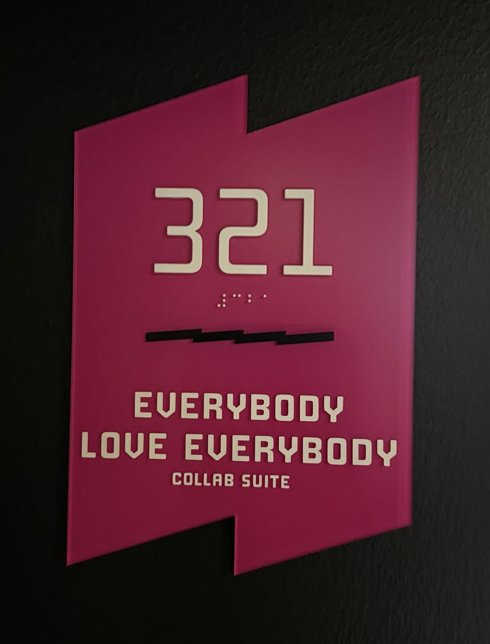 Drekker Strawberry Lemonade Braaaaaaaaaaains Sour - Drekker Brewing Company, Fargo alcohol collectible - Main Image 4