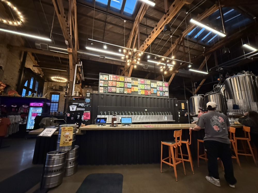 Drekker SMOL Mango & Lime Sour - Drekker Brewing Company, Fargo alcohol collectible - Main Image 2