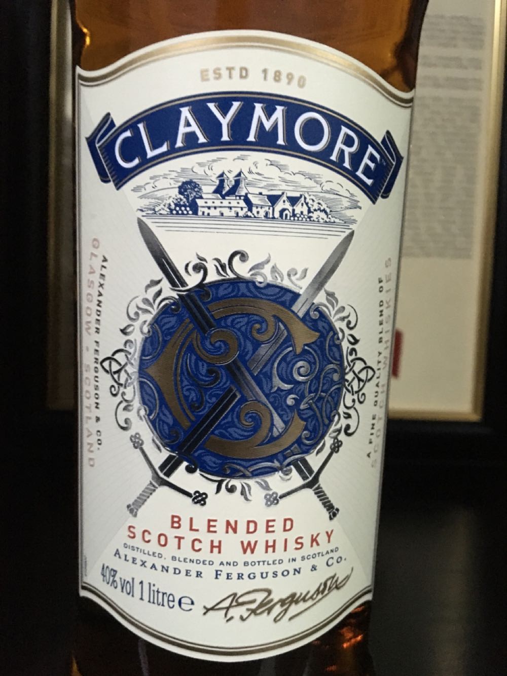 Claymore Blended Scotch Whisky 40% 5010196020138 1 Виски л 1l 1л  (700 mL) alcohol collectible [Barcode 5010196020138] - Main Image 4