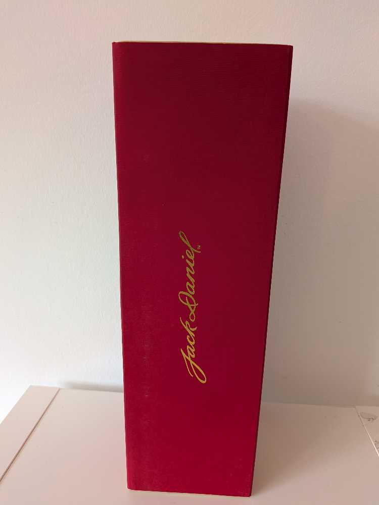 Gold 27 Promobox  (700 mL) alcohol collectible - Main Image 2