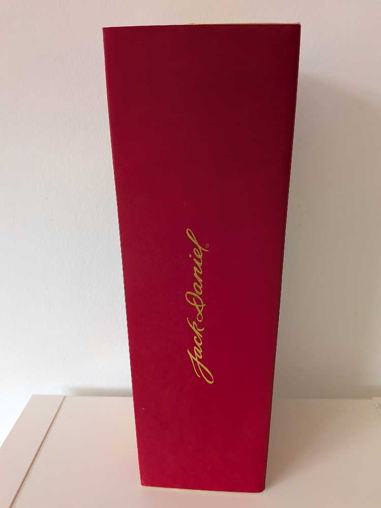 Gold 27 Promobox  (700 mL) alcohol collectible - Main Image 4