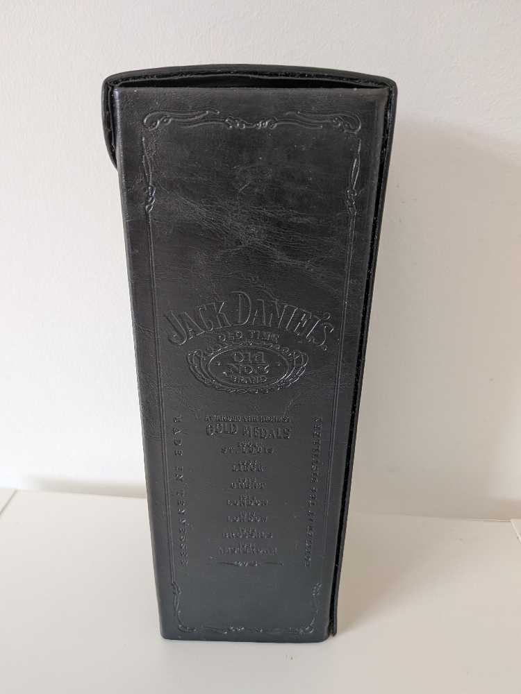 Leder Box UK  alcohol collectible - Main Image 2