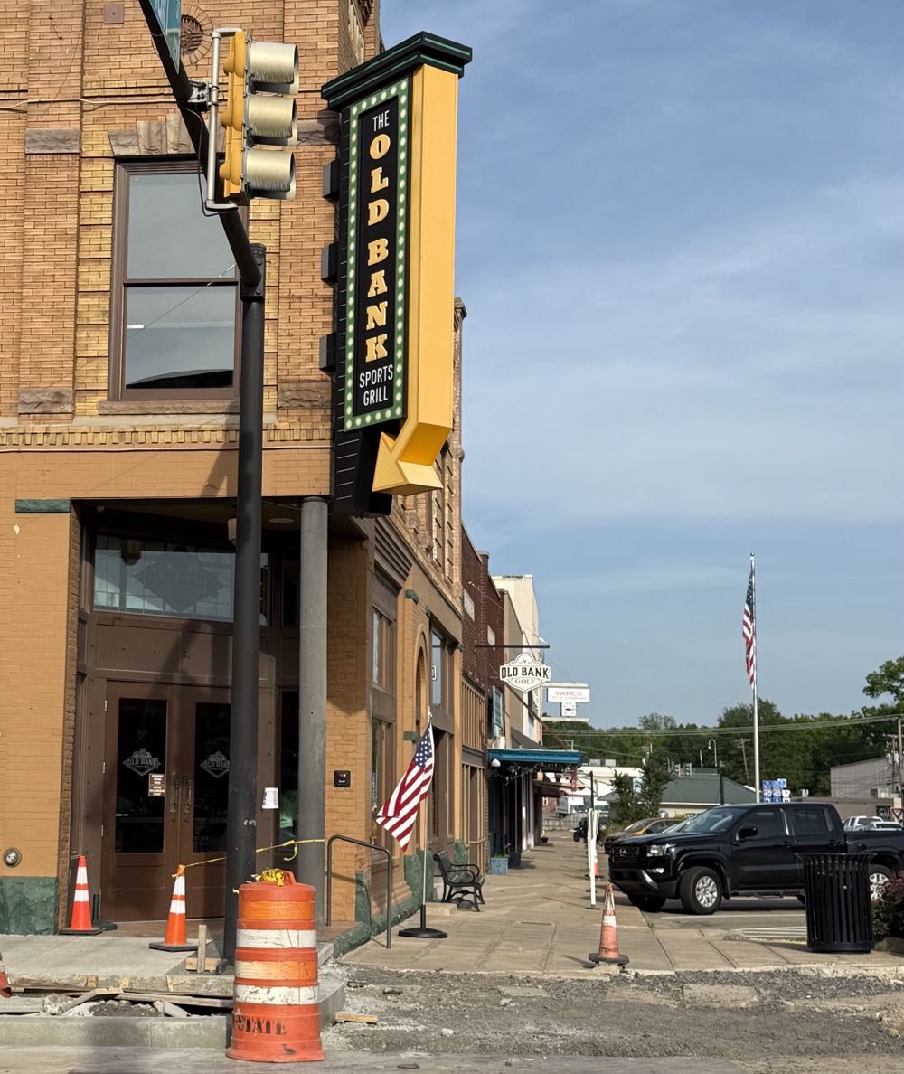 Point Remove Black Jack Pirate Ale - Point Remove Brewing Company, Morrilton alcohol collectible - Main Image 3