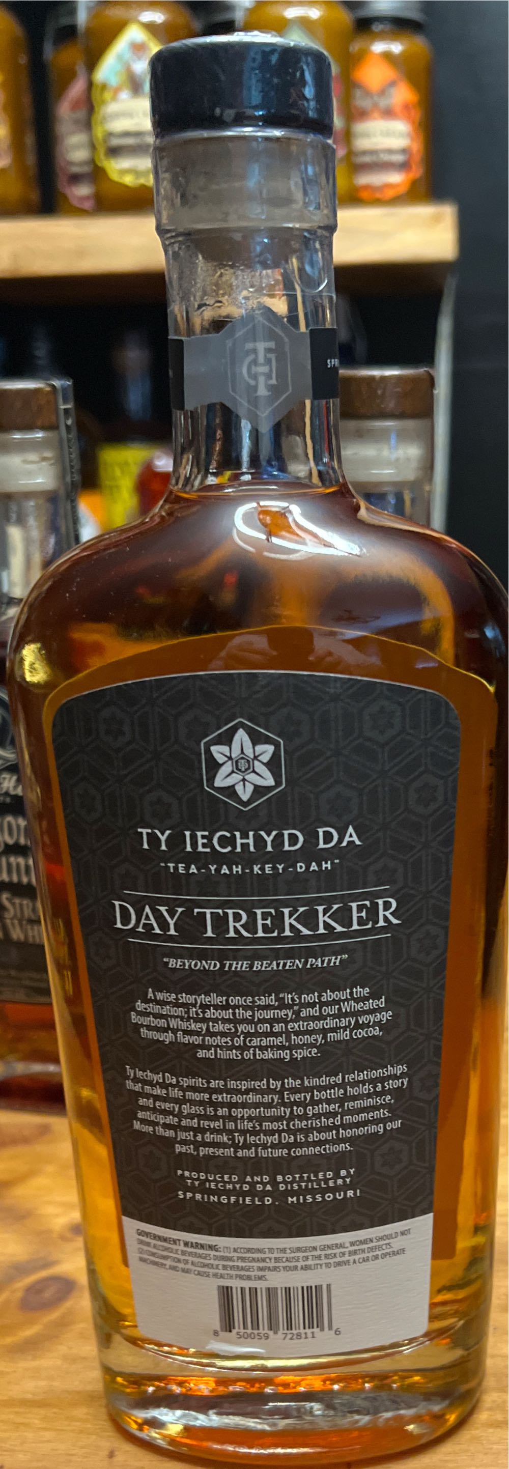 Ty Techyd Da Day Trekker Cheated Bourbon Whiskey - Ty Techyd Da Distillary (750 mL) alcohol collectible [Barcode 850059728116] - Main Image 2