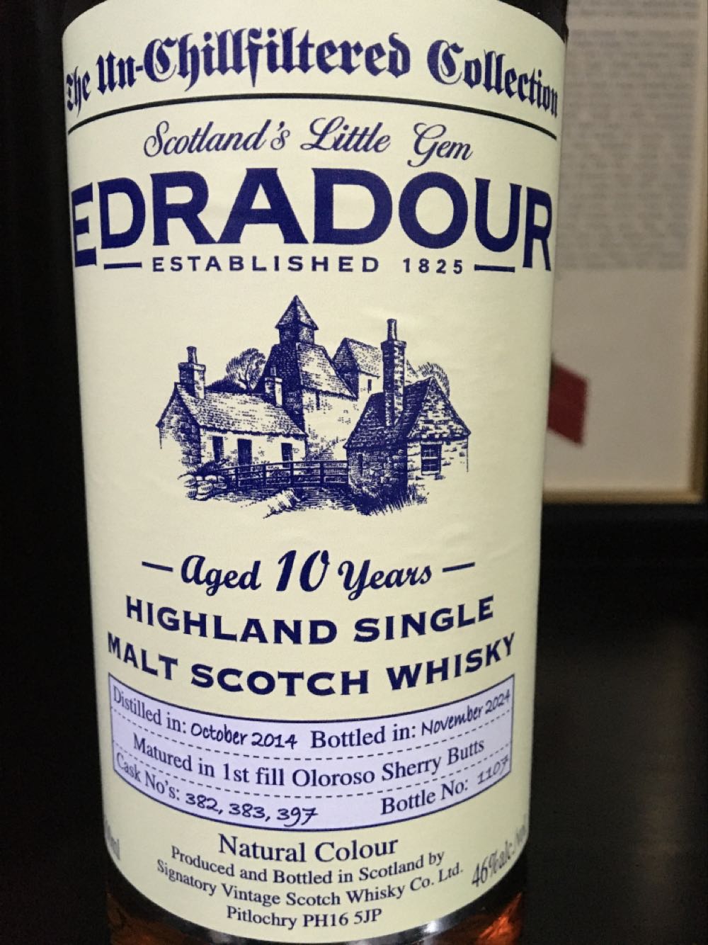 Signatory Vintage Edradour 2024 Signatory Edradour 10 Jahre 2025 Un Cask The Years Old Single Malt Whisky Highland - Edradour Distillery Company, Ltd. (700 mL) alcohol collectible [Barcode 5021944126156] - Main Image 4