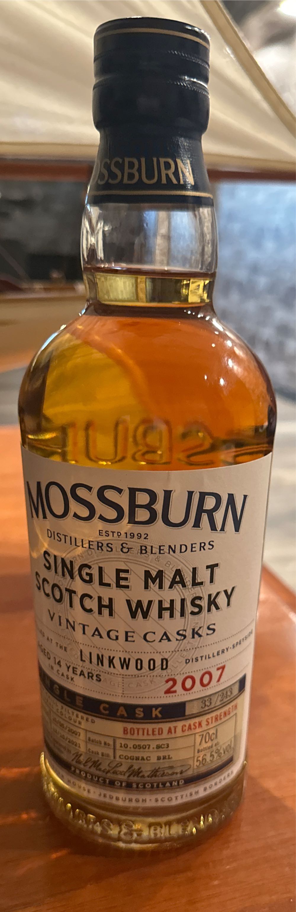 Mossburn Independant - Linkwood (0,7 L) alcohol collectible - Main Image 2