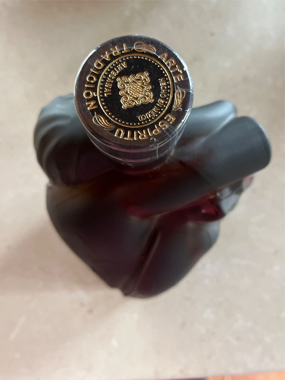 Vida Tequila Sangre De Vida Reposado Tequila Heart Reposado 55% Agave 100%  (700 mL) alcohol collectible [Barcode 851120004337] - Main Image 2