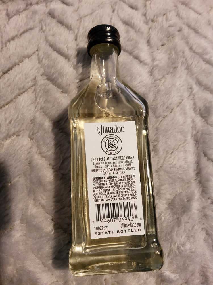 El Jimador Reposado - Casa Herradura (50 mL) alcohol collectible [Barcode 744607069403] - Main Image 2