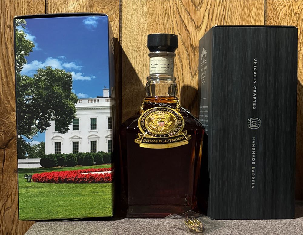 Jack Daniel’s Single Barrel Select - Jack Daniel‘s Distillery (750 mL) alcohol collectible - Main Image 2