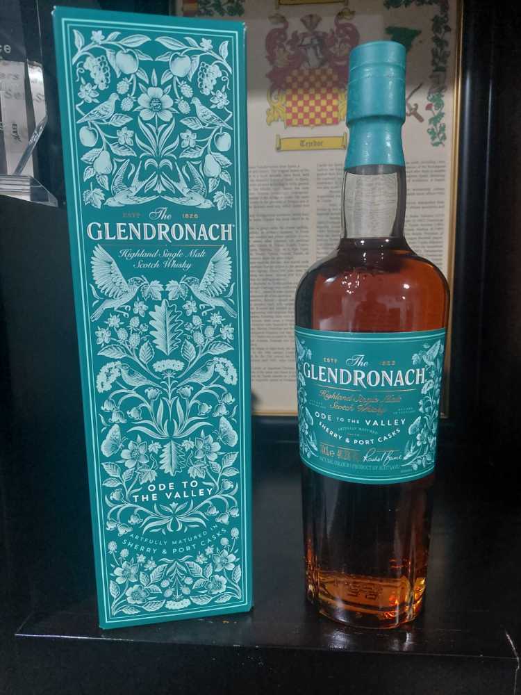 The Glendronach Ode To The Valley Gb 0.70 Liter 46.2% 70cl Sherry & Port - Glendronach (700 mL) alcohol collectible [Barcode 5060716145483] - Main Image 2