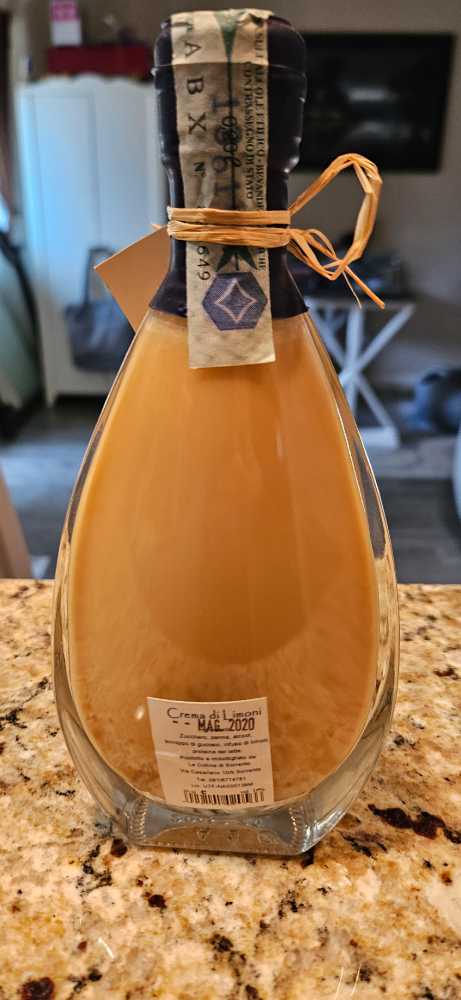 Crema Di Limoni - Le Colline di Sorrento (200 mL) alcohol collectible - Main Image 2