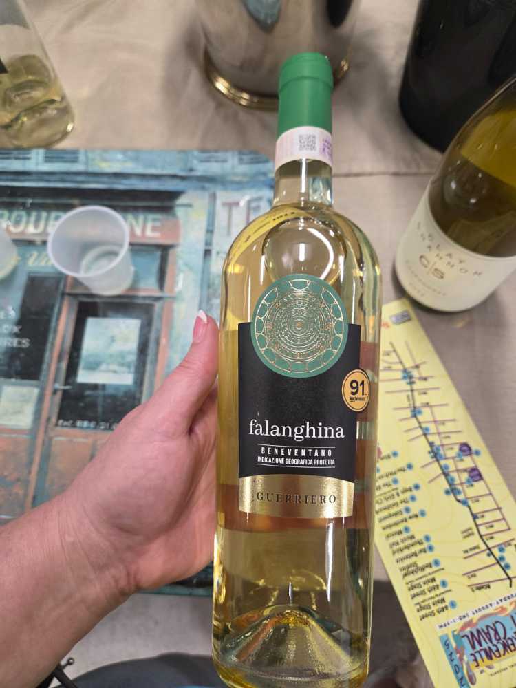 Wino Il Poggio Falanghina  - Beneventand alcohol collectible [Barcode 10427736] - Main Image 4