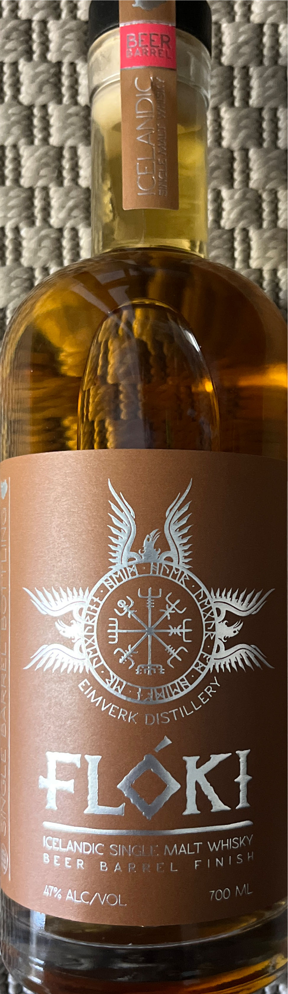 Flóki Beer Barrel Finish And Single Malt Icelandic Flóki Whisky Whisky Floki Stout  alcohol collectible [Barcode 5694310860680] - Main Image 2