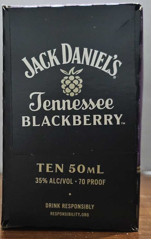 Blackberry - Jack Daniel Distillery (50 mL) alcohol collectible [Barcode 082184208762] - Main Image 4