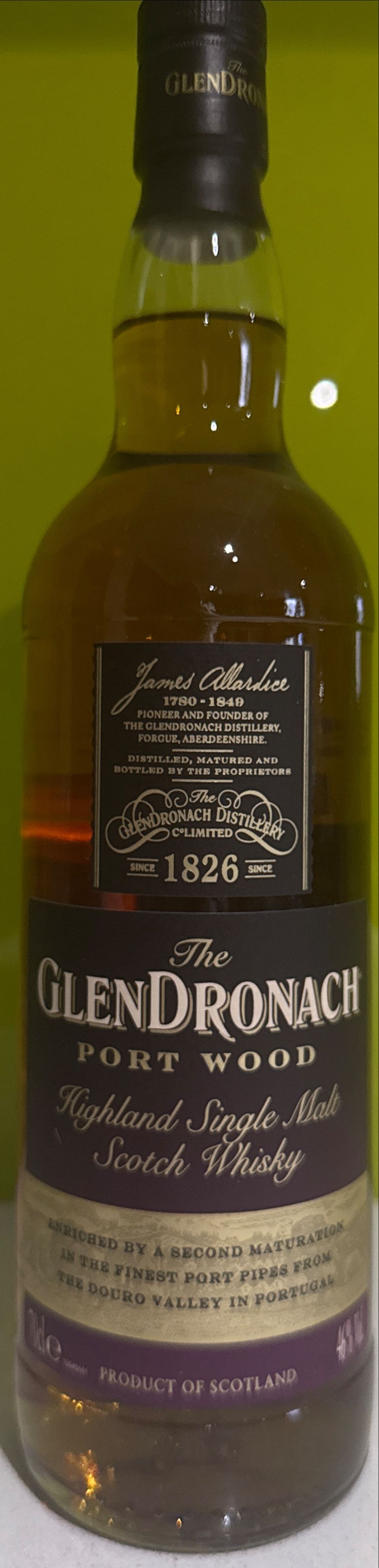 The Glendronach Port Wood Highland Single Malt - Glendronach Distillery (700 mL) alcohol collectible [Barcode 5060399687195] - Main Image 3