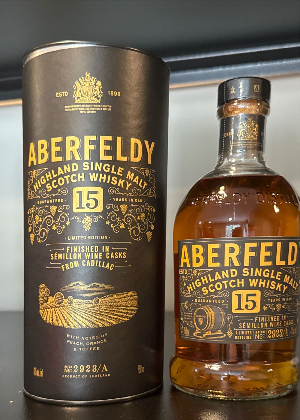 Aberfeldy 15 Year Cadillac Wine Cask Semillon Store - Aberfeldy Distillery (750 mL) alcohol collectible [Barcode 080480988982] - Main Image 2