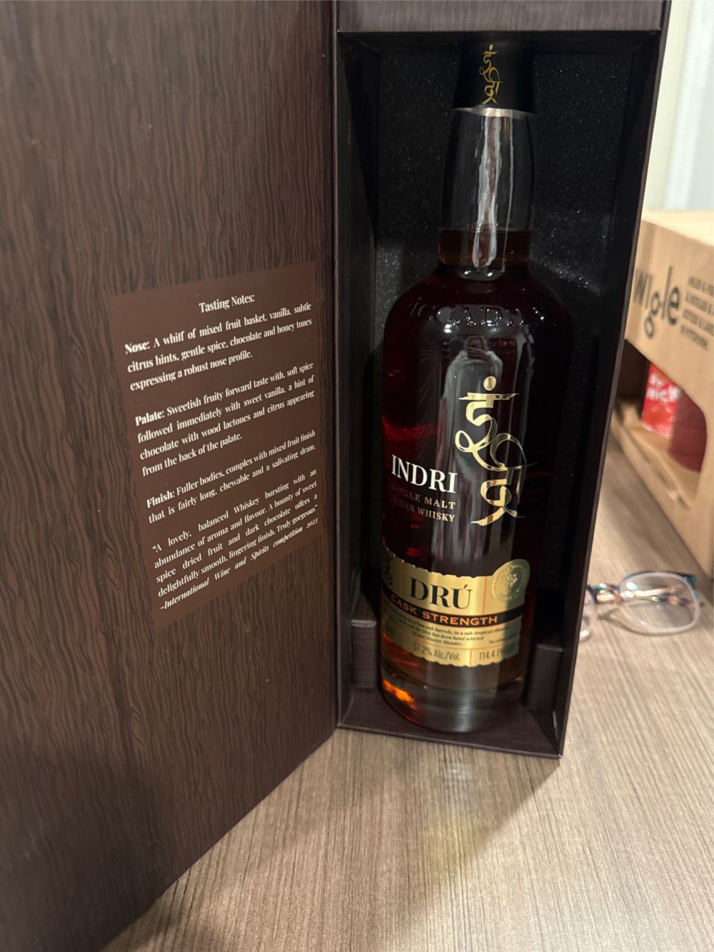 Indri Dru Cask Strength Single Malt Indian Whisky 750ml Whiskey ’dru’ - Piccadily Agro Industries Limited (750 mL) alcohol collectible [Barcode 892032201049] - Main Image 2