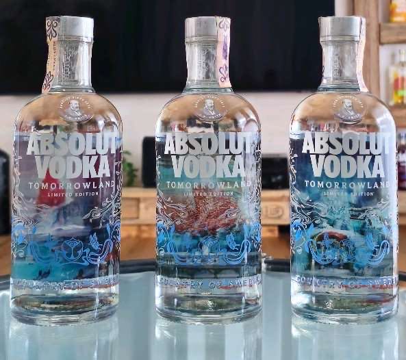 Absolut Vodka Tomorrowland 2025 - The Absolut Company AB (700 mL) alcohol collectible [Barcode 7312040552801] - Main Image 4