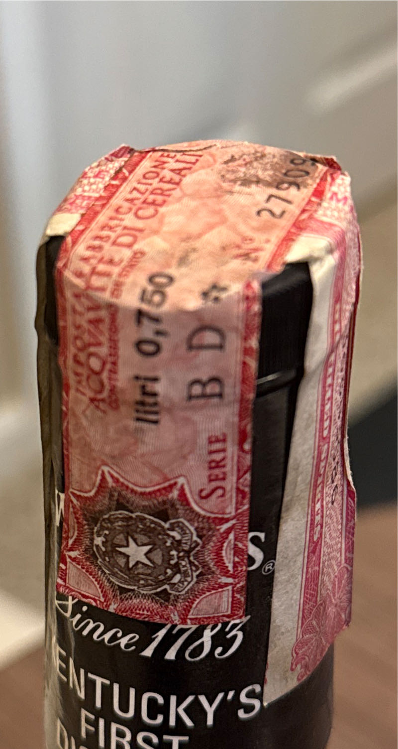 Evan Williams (Antique) - Old Evan Williams Distillery (750 mL) alcohol collectible - Main Image 2