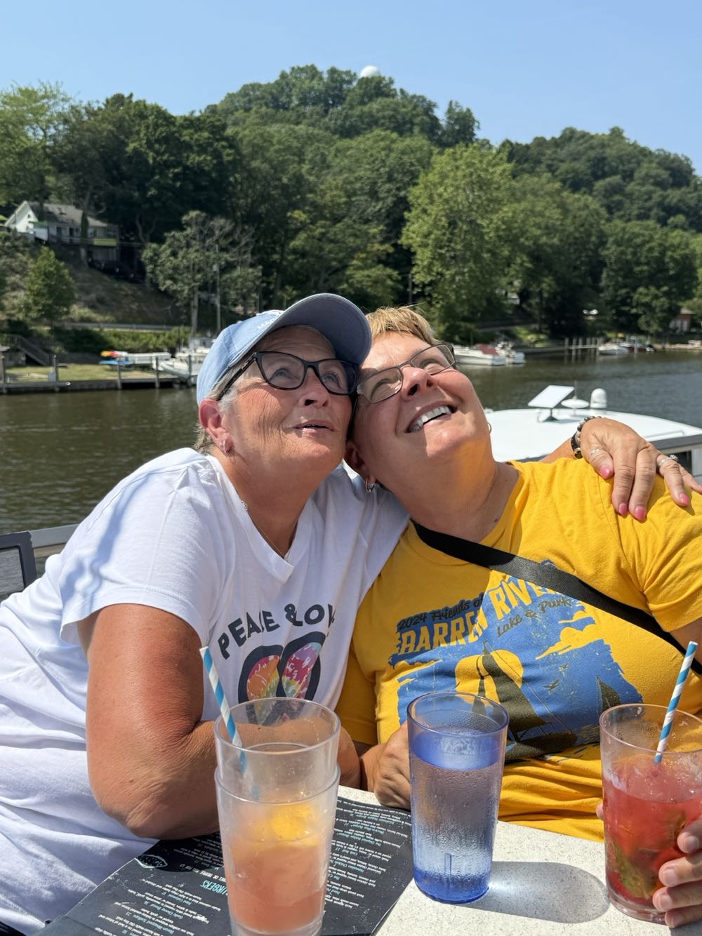 Saugatuck Brewing Oval Beach Blonde Ale - Saugatuck Brewing Company, Douglas alcohol collectible - Main Image 4