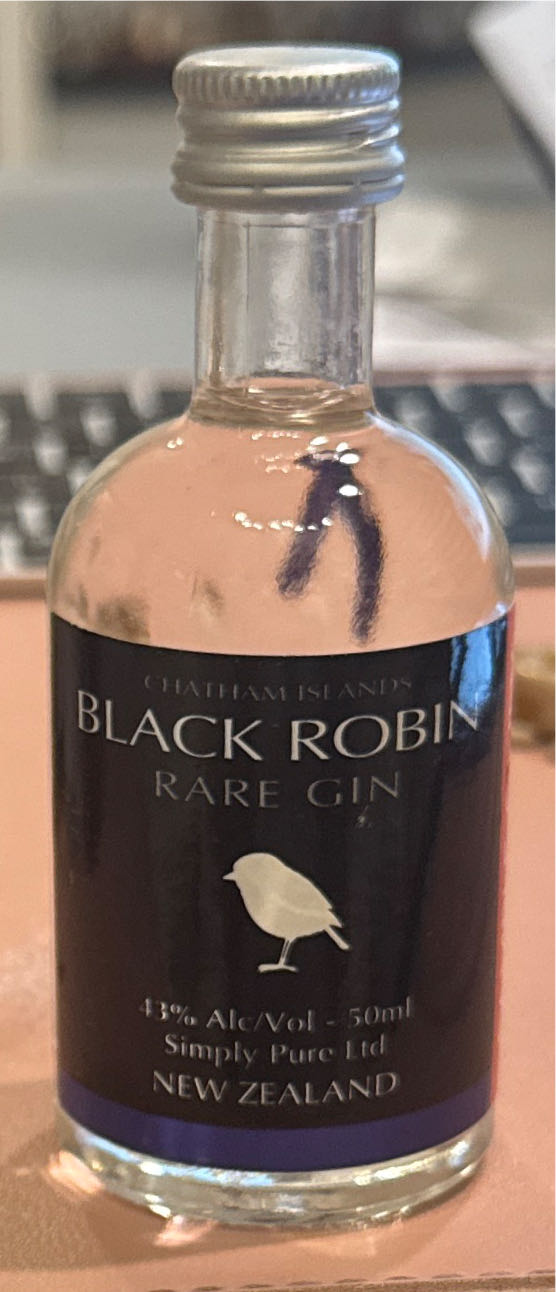 Black Robin Rare Gin 750ml  (750 mL) alcohol collectible [Barcode 9421902922039] - Main Image 2