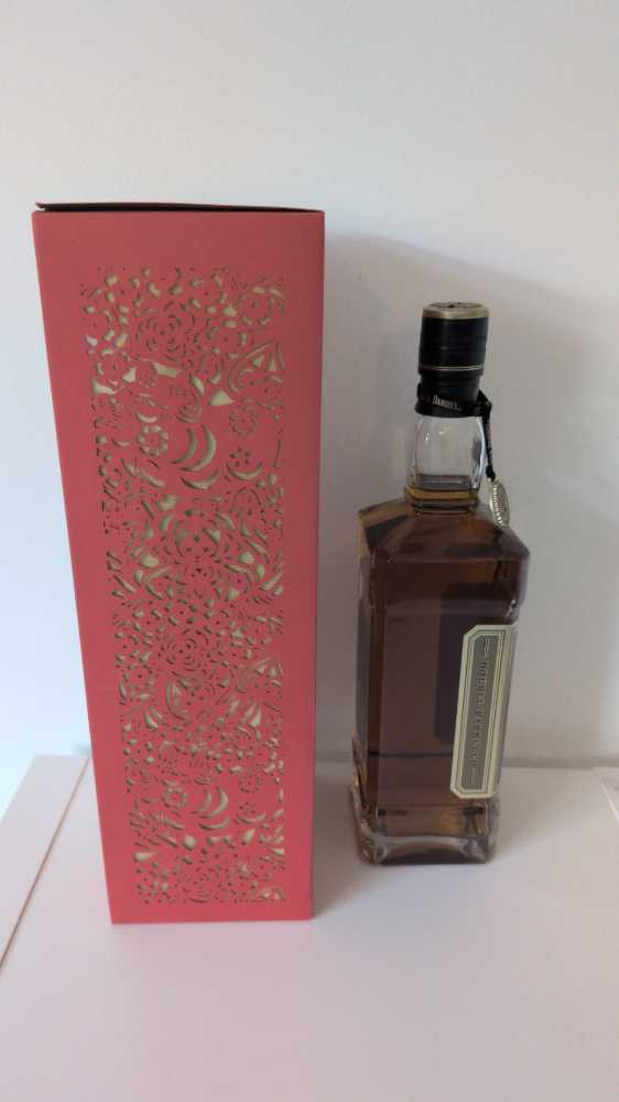Gold 27 China Jahr Des Schweins  (700 mL) alcohol collectible - Main Image 4