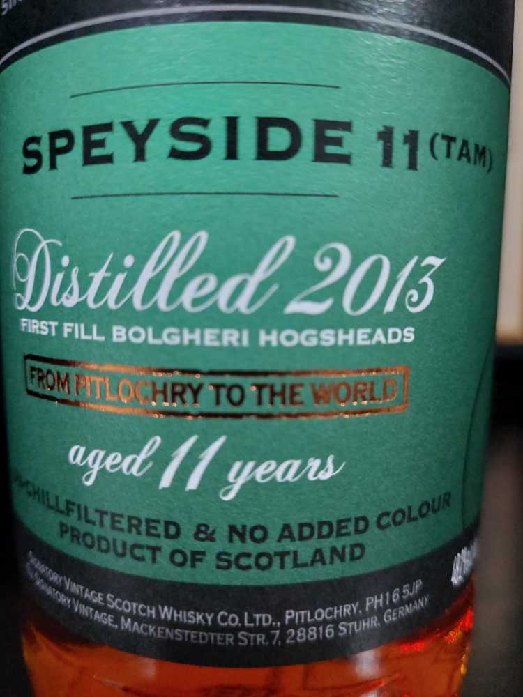 Signatory Small Batch 11 Whisky Vintage Years Scotch  (700 mL) alcohol collectible [Barcode 5021944126743] - Main Image 4