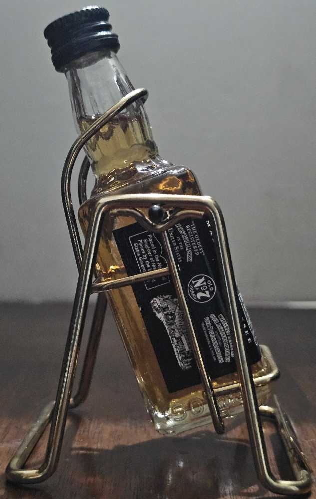 Mini Cradle (South Korean) - Brown-Forman Beverages Worldwide (50 mL) alcohol collectible [Barcode 082184090466] - Main Image 4