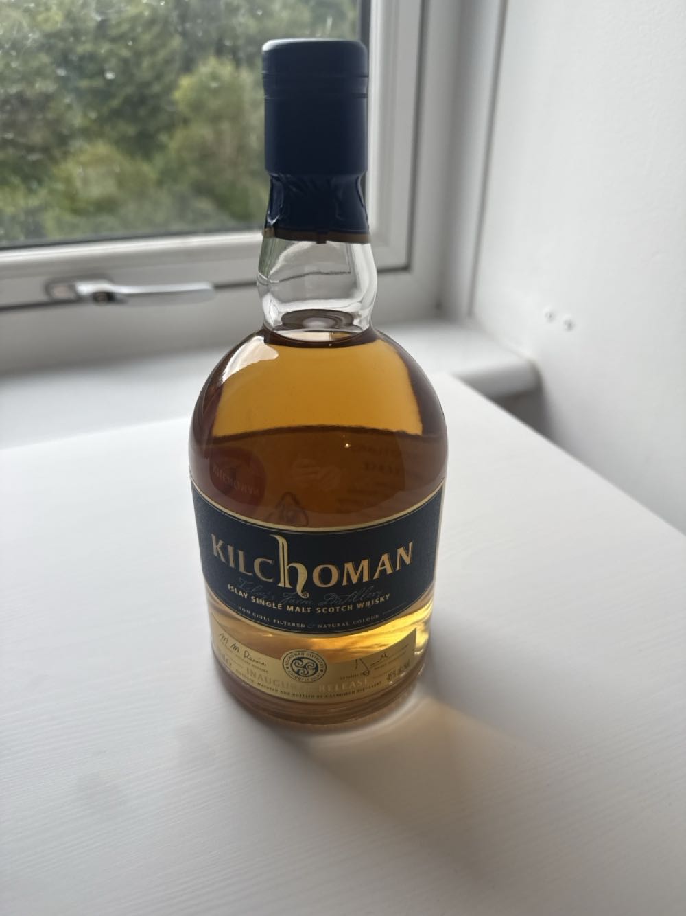 Kilchoman Inaugural Release - Kilchoman Distillery (700 mL) alcohol collectible [Barcode 5060210700003] - Main Image 2