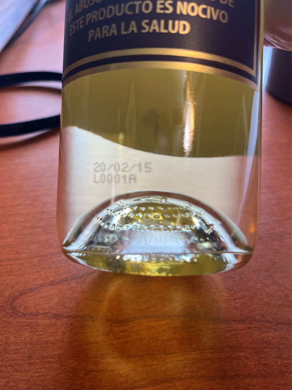 G4 Añejo - Destileria El Pandillo SA de CV (750 mL) alcohol collectible [Barcode 7503018079028] - Main Image 3