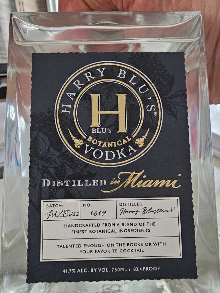 Harry Blu’s  - Craft Spirits of South Florida, LLC (750 mL) alcohol collectible [Barcode 051497262181] - Main Image 2