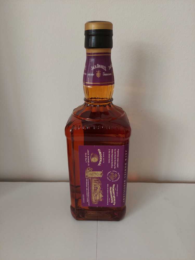Jack Daniels Blackberry  (700 mL) alcohol collectible - Main Image 4