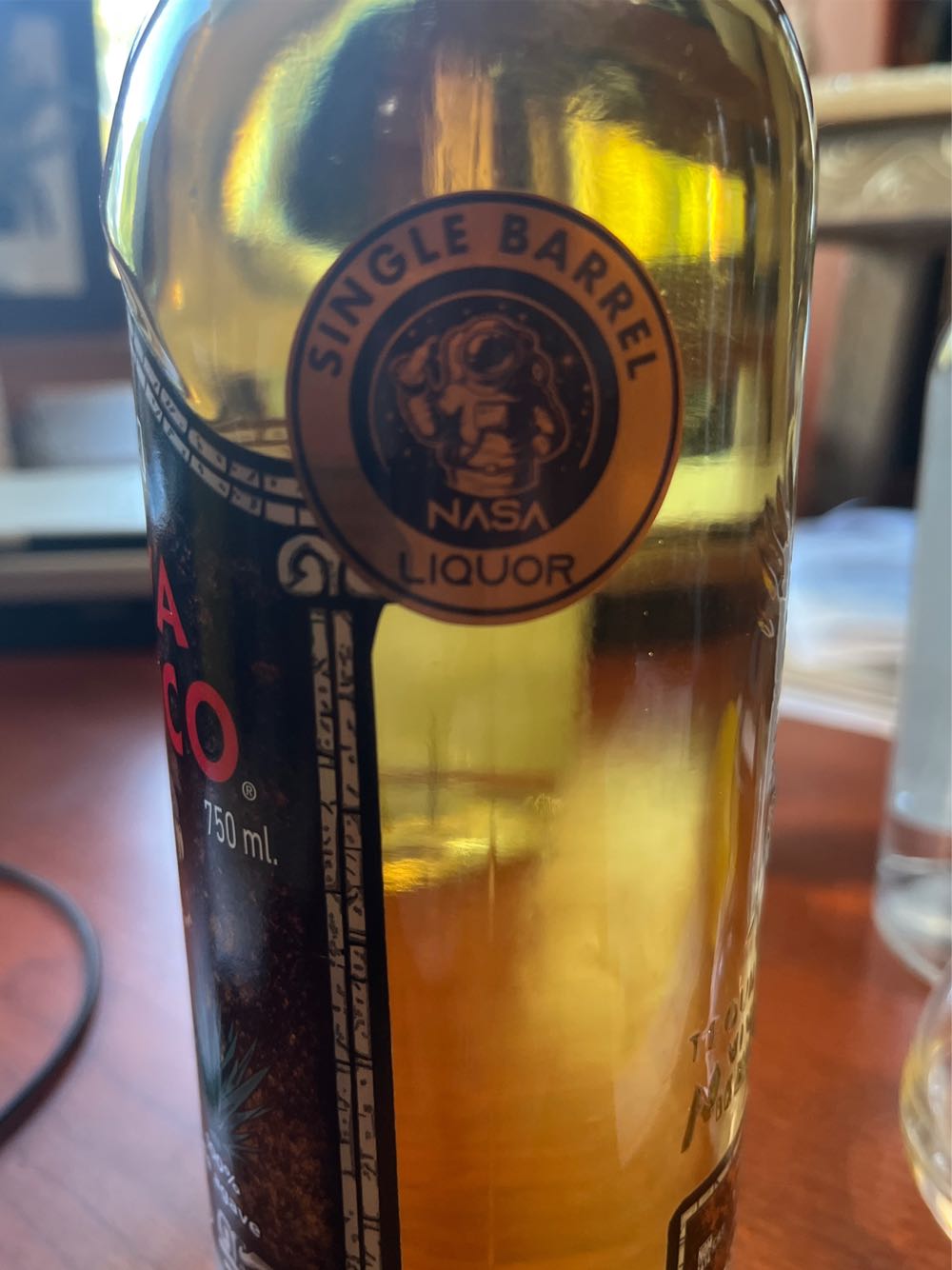 Viva México Single barrel NASA Liquors - Nom 1414 (750 mL) alcohol collectible [Barcode 7503000664263] - Main Image 2