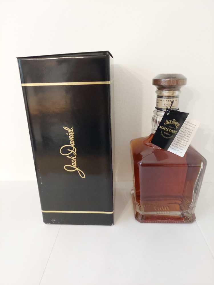 Single Barrel  (700 mL) alcohol collectible - Main Image 2