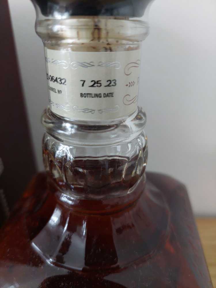 Jack Daniels Single Barrel Rye  (700 mL) alcohol collectible - Main Image 3