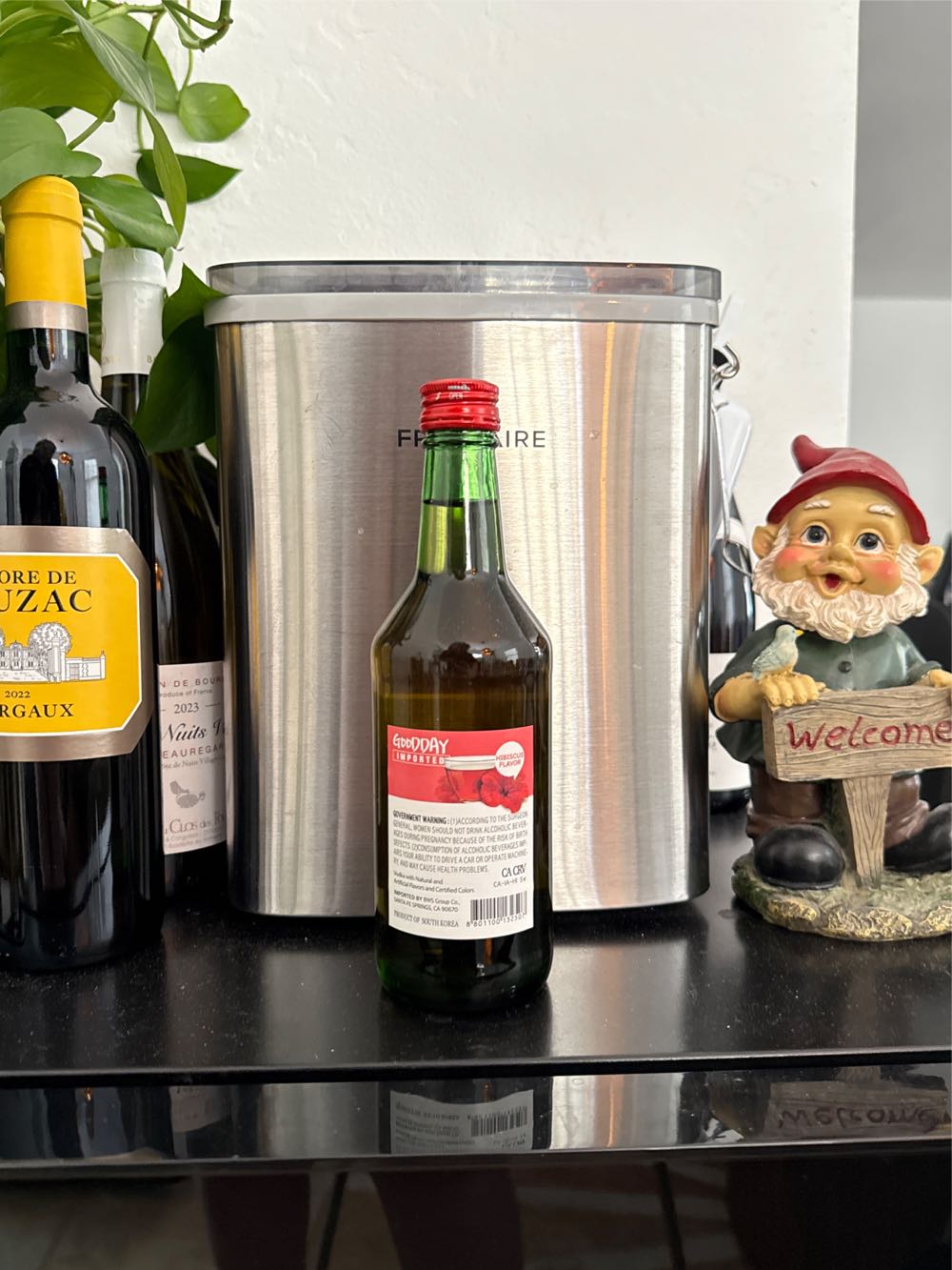 Good Day Hibiscus Soju - Good Day (375 mL) alcohol collectible [Barcode 8801100132507] - Main Image 2