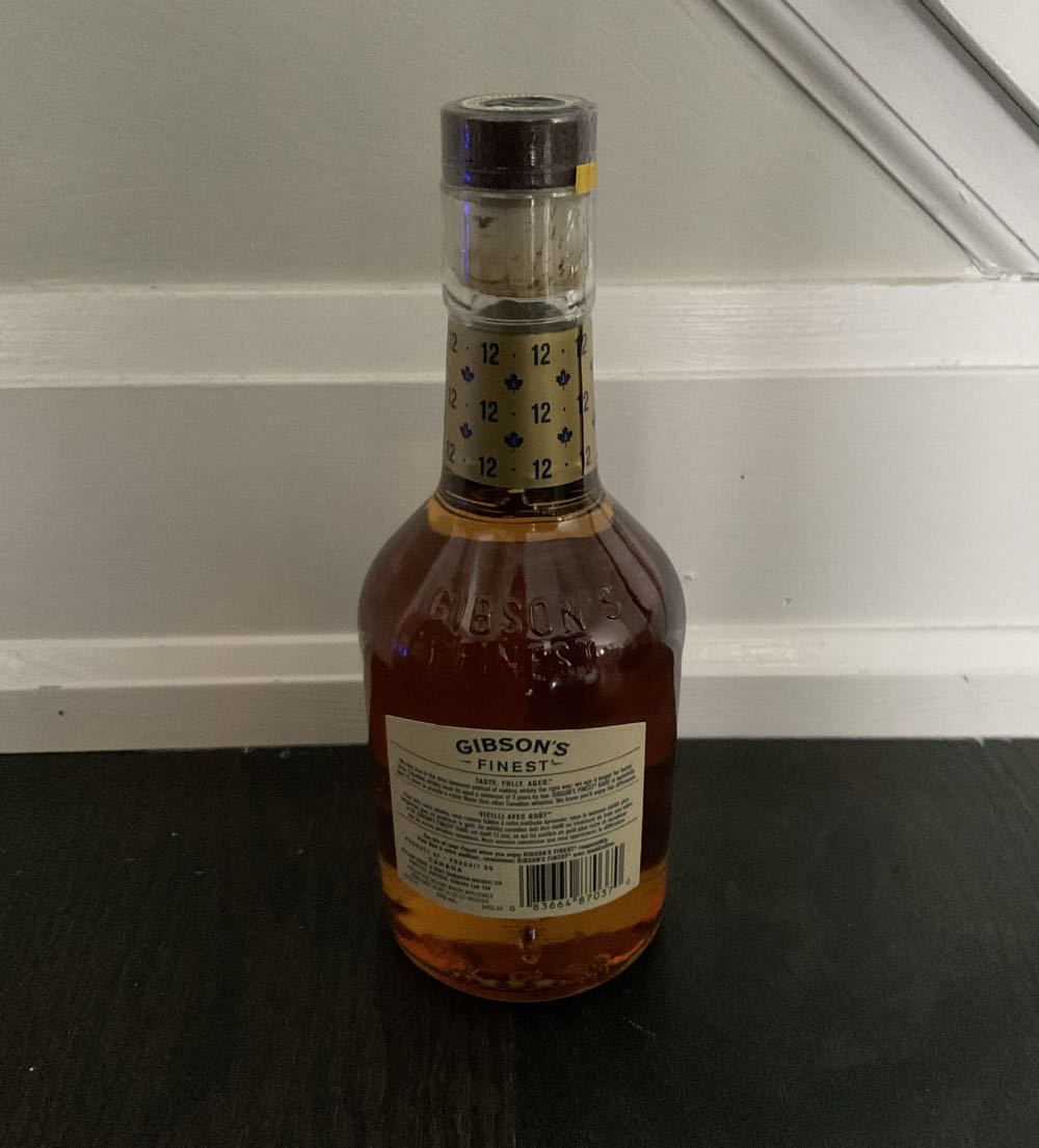 Canadian Whisky, Gibson’s Finest Rare 12 Year  alcohol collectible [Barcode 083664870370] - Main Image 2