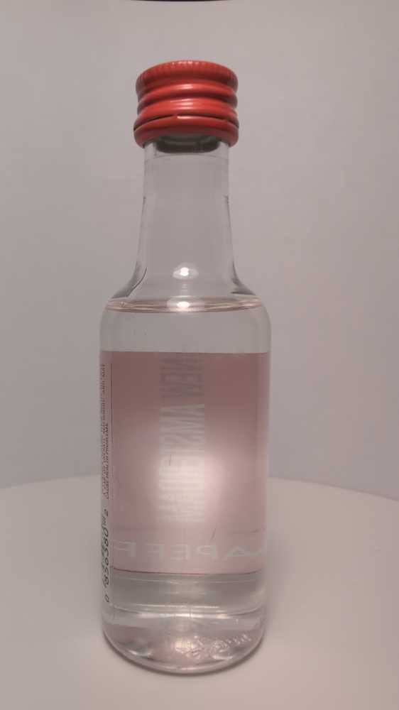 New Amsterdam Grapefruit  - New Amsterdam Spirits Company (50 mL) alcohol collectible [Barcode 085000006382] - Main Image 3