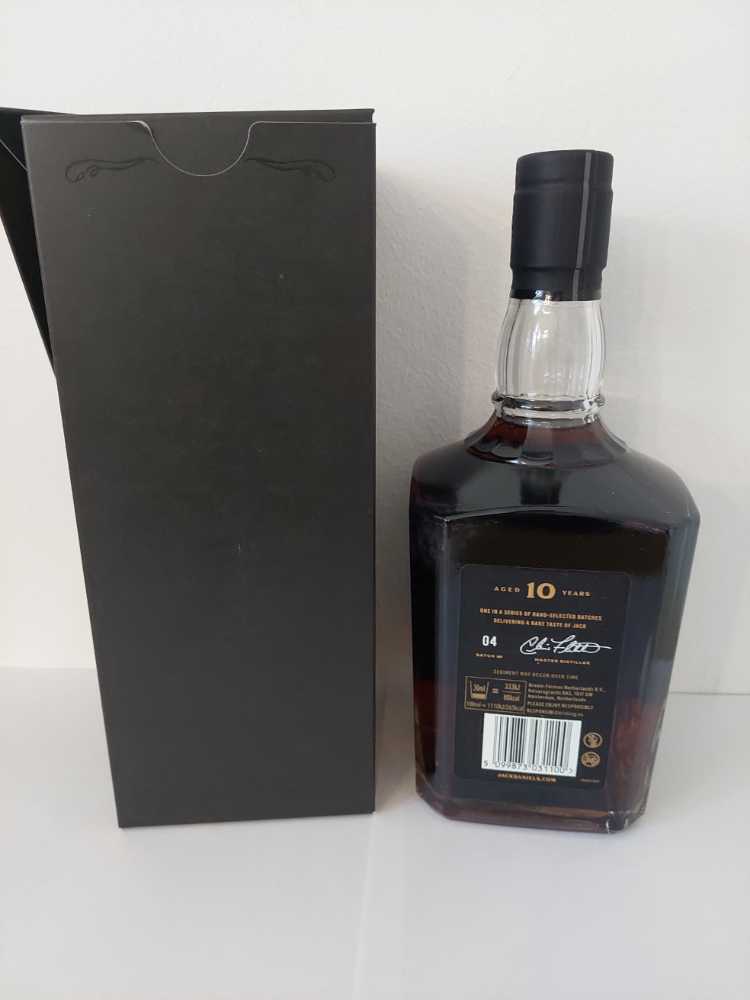 Jack Daniels 10 Years Old Batch 4  (700 mL) alcohol collectible - Main Image 3