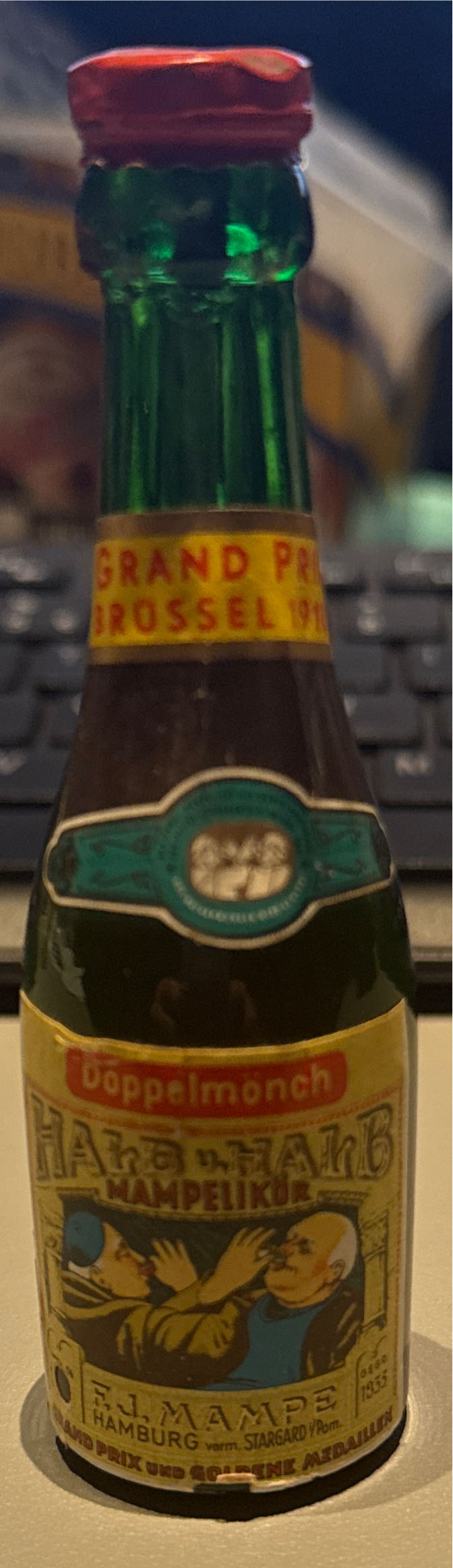 Needle Masterpiece Dry Gin 45% Vol. 05 Black Forest Blackforest Gin 05l