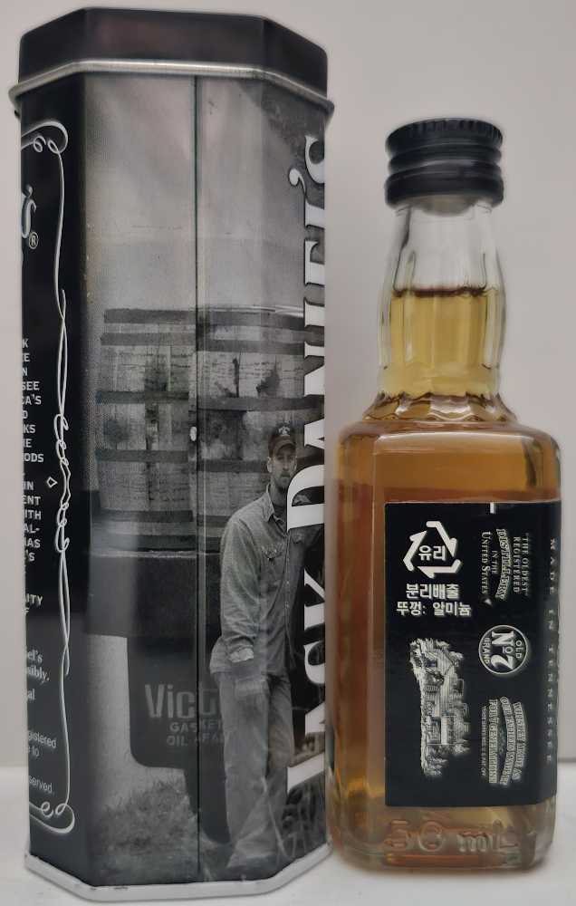 50ml Jack Daniel’s (UK) - Brown-Forman Beverages Europe LTD (50 mL) alcohol collectible [Barcode 5030260001047] - Main Image 2