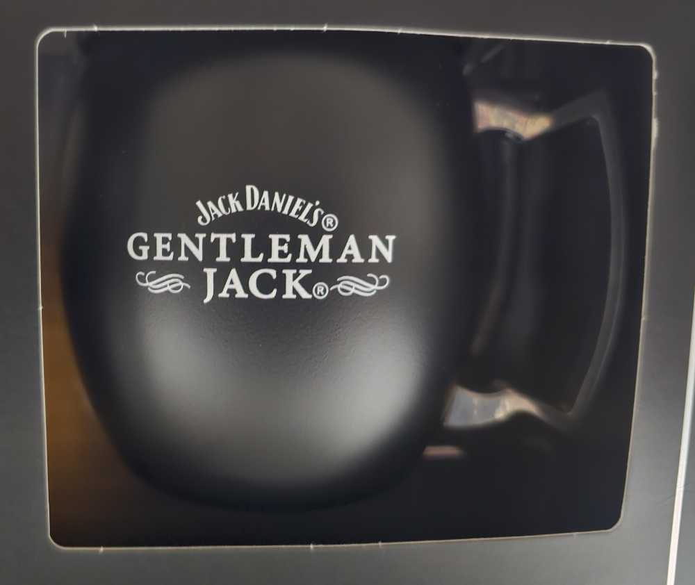 Gentleman Jack w/ Mule Mug Gift Set - Jack Daniel Distillery (750 mL) alcohol collectible [Barcode 082184208526] - Main Image 3