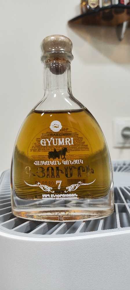 Edinburgh Gin Classic Dry Gin 67