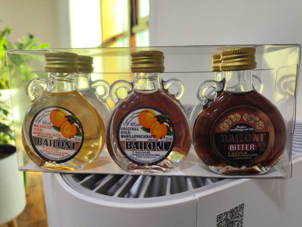 Bailoni  alcohol collectible [Barcode 9001525015105] - Main Image 2